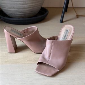 Steve Madden Women's Pink Mules size 9